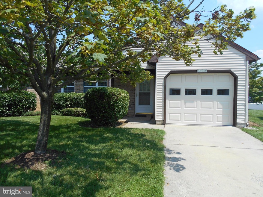 6895 Crabapple Ct, Frederick, MD 21703 - photo 1