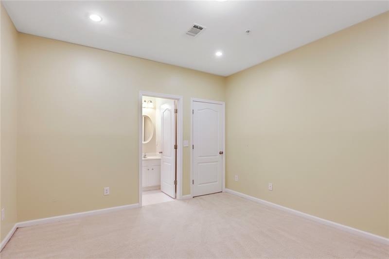 3355 Laurel Way SE, Smyrna, GA 30080 - photo 1