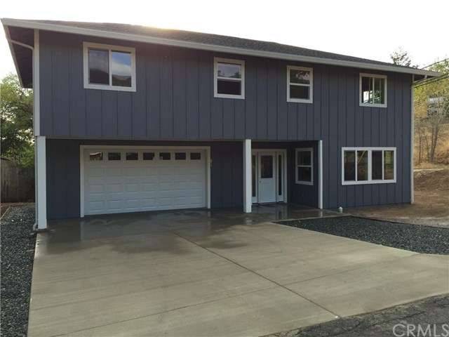 Great curb appeal. Lots of off street parking, RV 