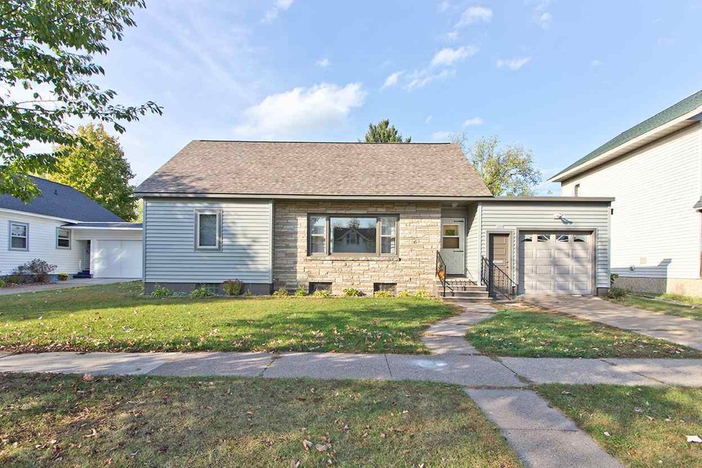 1704 E 1st St, Merrill, WI 54452 - photo 1