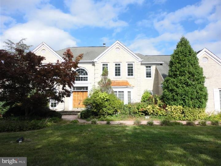 204 Summit Rd, Mount Laurel, NJ 08054 - photo 1