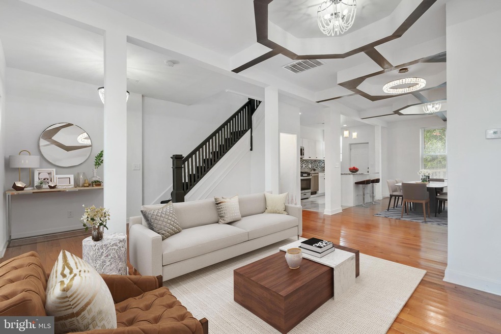 4424 Reisterstown Rd, Baltimore, MD 21215 - photo 1