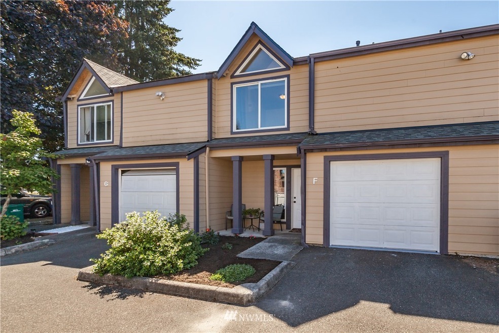 2436 I St NE unit F, Auburn, WA 98002 - photo 1