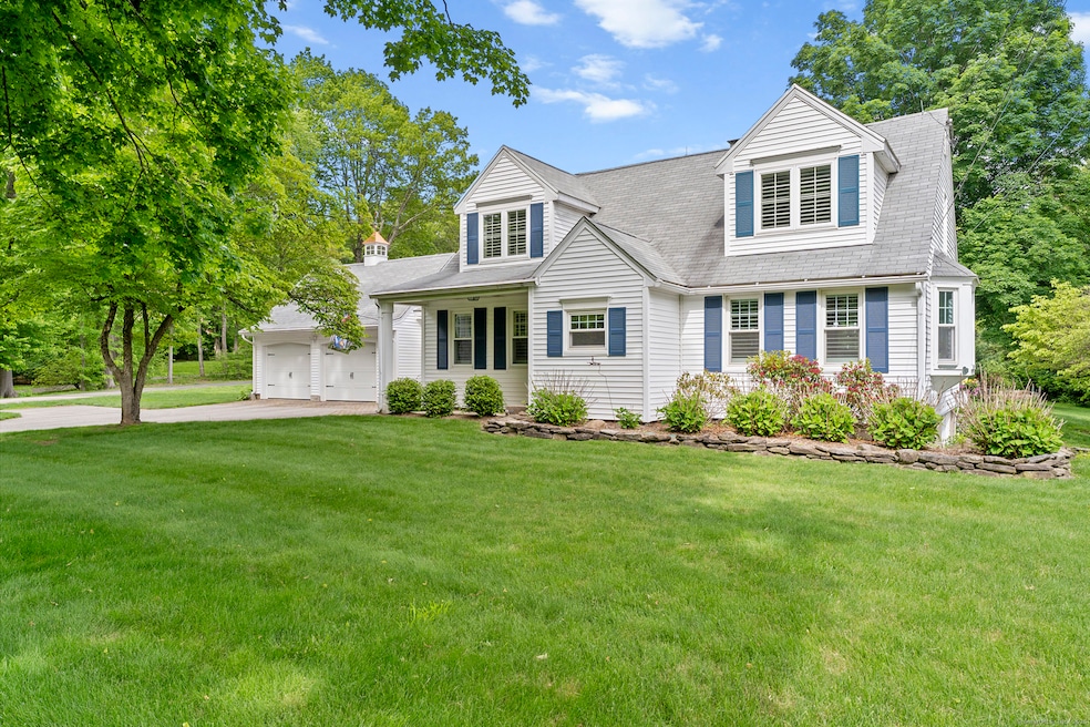 Welcome to 1078 Hopewell!
