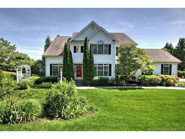 109 Centennial Dr, Milford, CT 06461 - photo 1