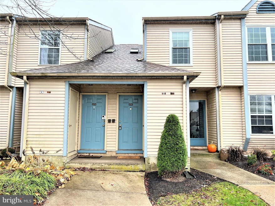 230 Allem Ln unit 230, Perkasie, PA 18944 - photo 1
