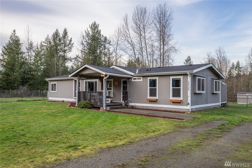 36309 1st Ave S, Roy, WA 98580 - photo 1
