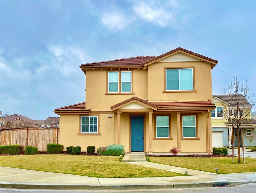 20833 Grapevine Dr, Patterson, CA 95363 - photo 1