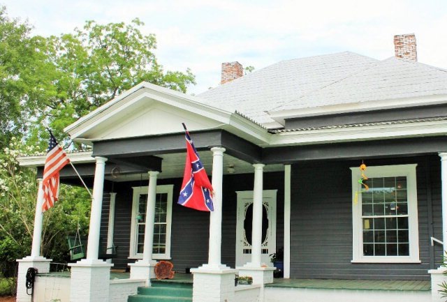 156 Scatter Cir, Dixie, GA 31629 - photo 1