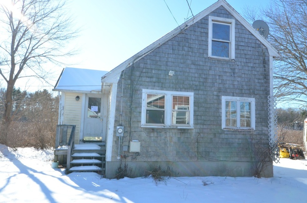 70 Burroughs Rd, North Reading, MA 01864 - photo 1