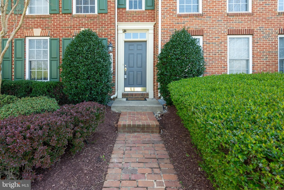 23606 Overlook Park Dr, Clarksburg, MD 20871 - photo 1