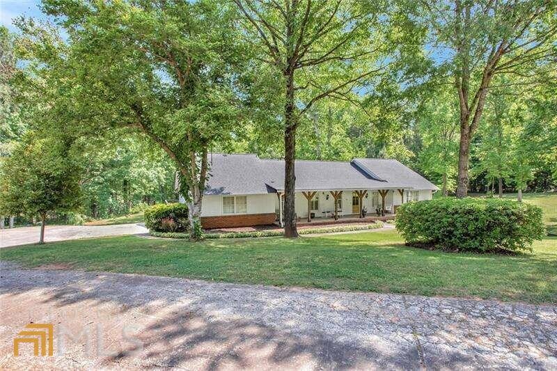 2721 S Cherokee Ln, Woodstock, GA 30188 - photo 1