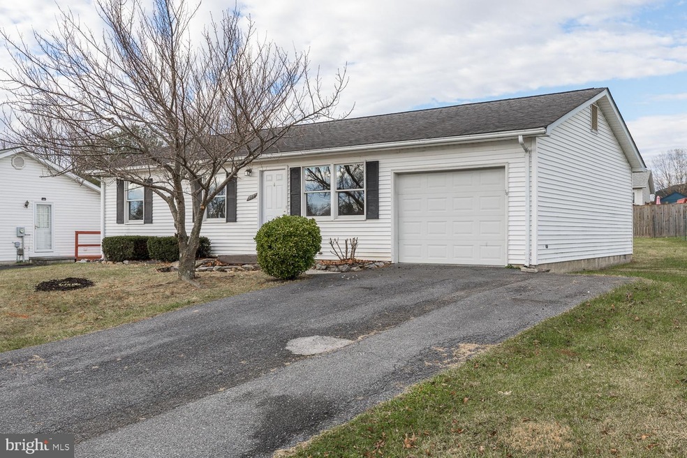 317 Hackberry Dr, Stephens City, VA 22655 - photo 1