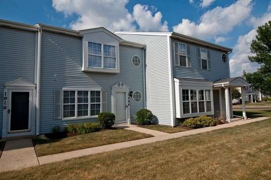 1908 Mayan Ct, Joliet, IL 60435 - photo 1