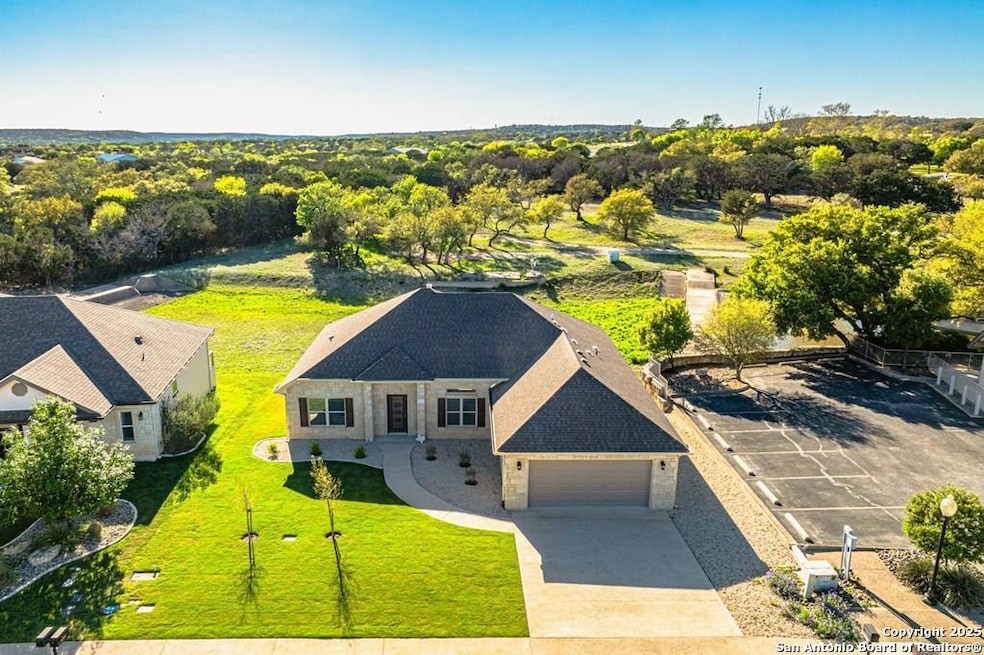 2011 Athens Ave, Kerrville, TX 78028 - photo 1