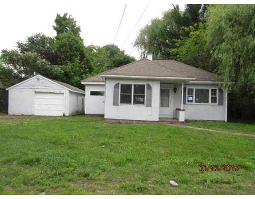 9 Marshall St, Clinton, MA 01510 - photo 1