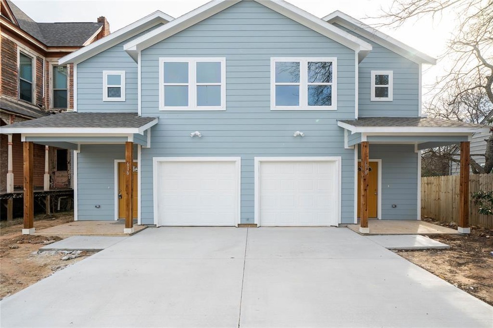 616 W Sears St unit 616-618, Denison, TX 75020 - photo 1