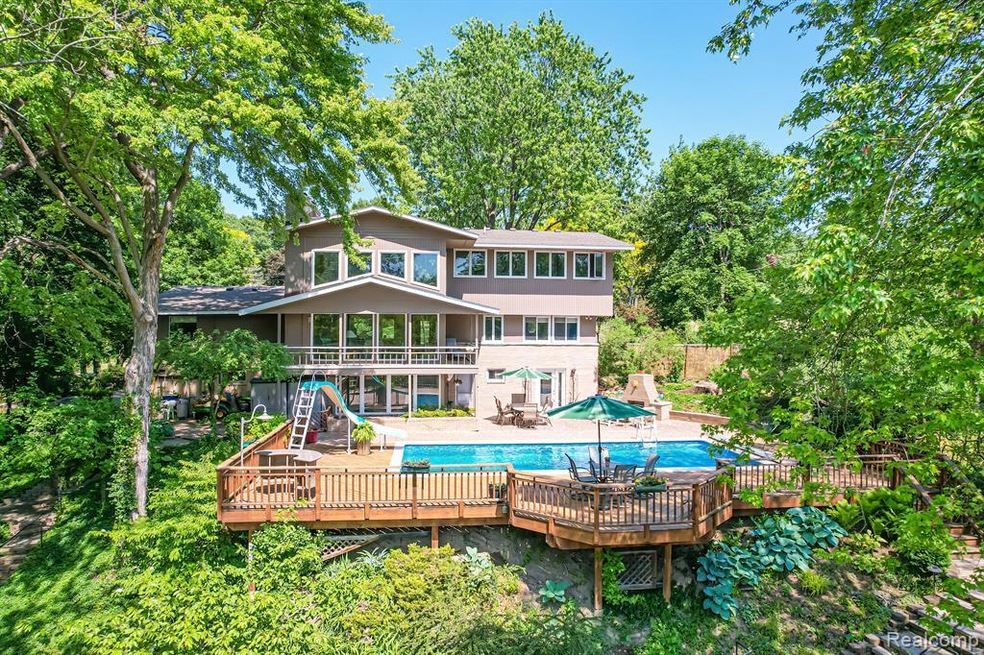 6690 Castle Dr, Bloomfield Hills, MI 48301 - photo 1