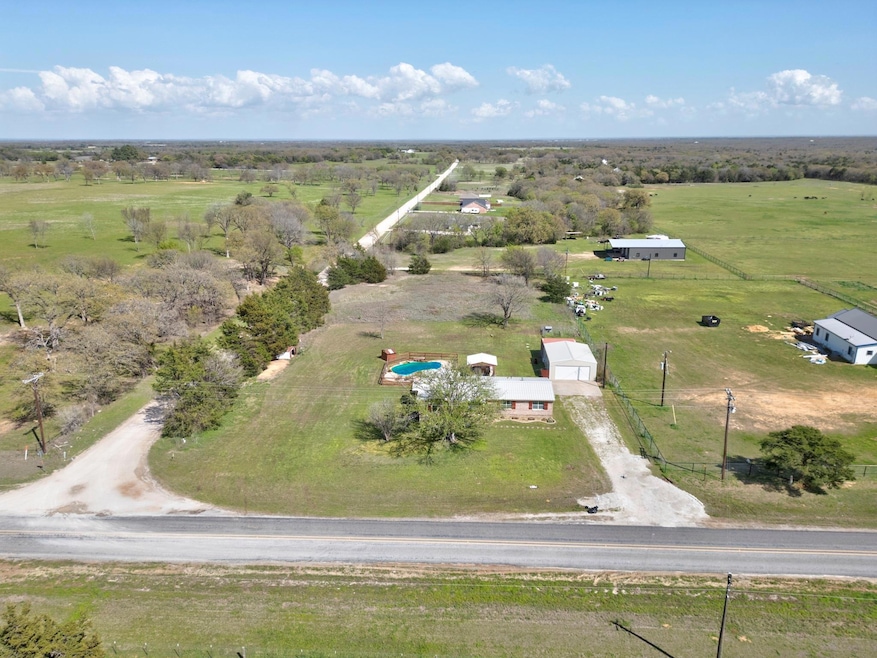 18648 Fm 678, Whitesboro, TX 76273 - photo 1