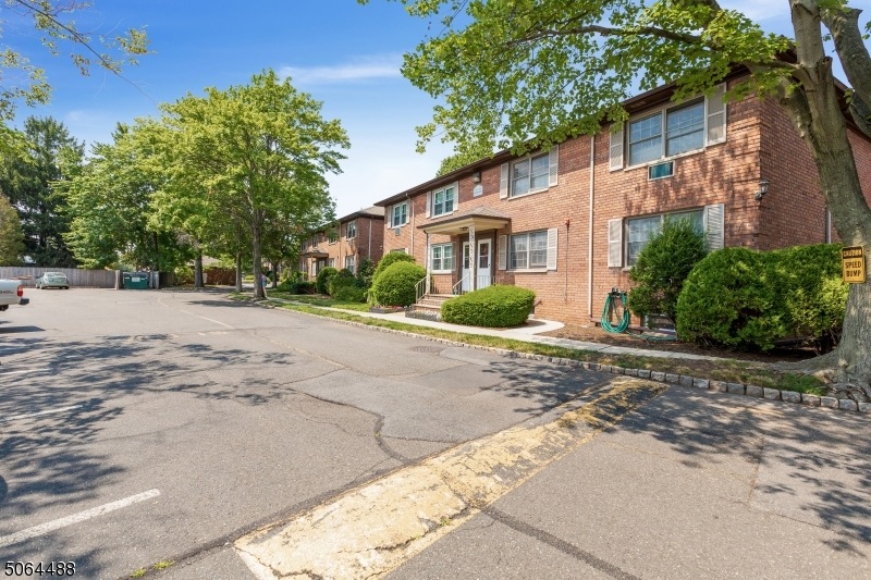 206 Main St unit 72B, Millburn, NJ 07041 - photo 1