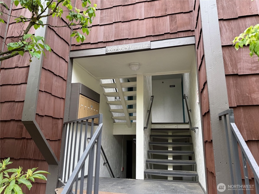 Sold $405,000