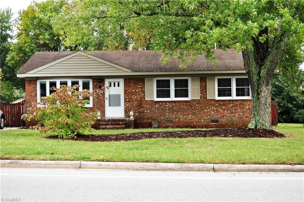 1411 W Meadowview Rd, Greensboro, NC 27403 - photo 1