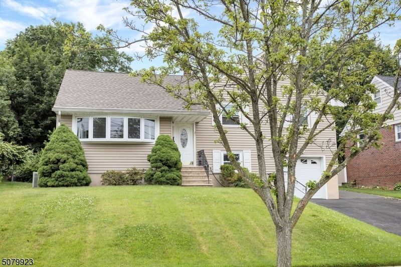 31 Luisser St, Clifton, NJ 07012 - photo 1