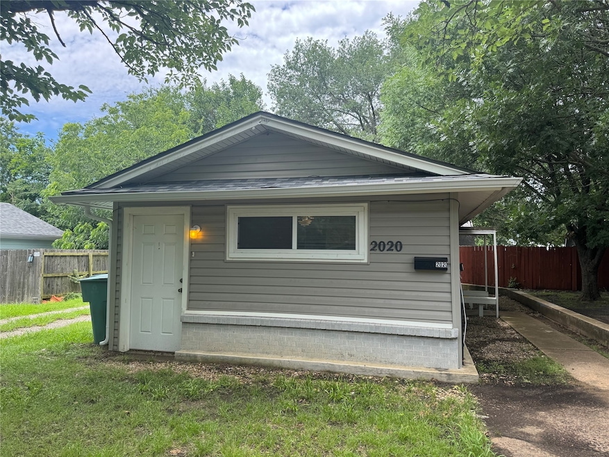 For Rent $1,000/month