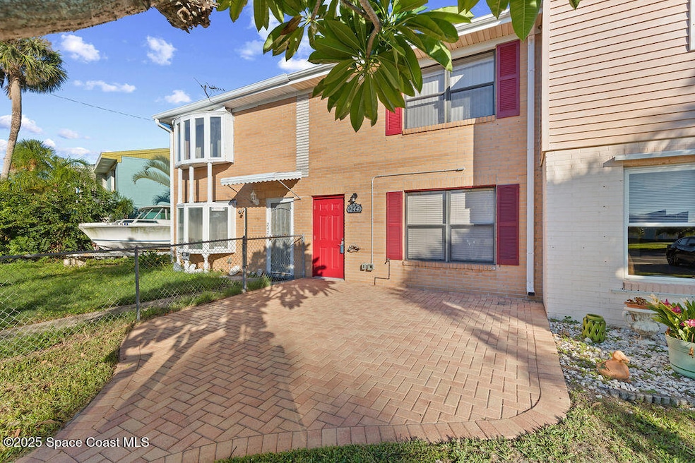 For Sale $278,900 • Co-Listing Agent