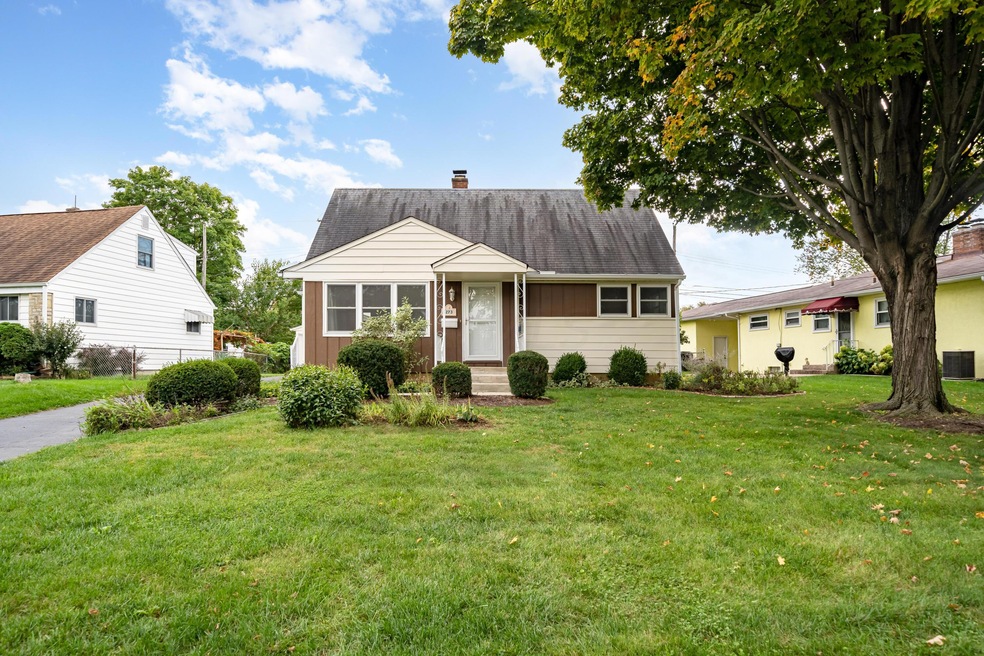 1273 Matthias Dr, Columbus, OH 43224 - photo 1