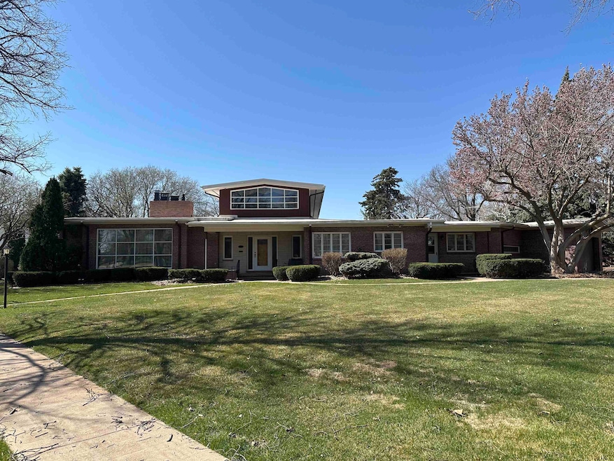 Pending $499,000