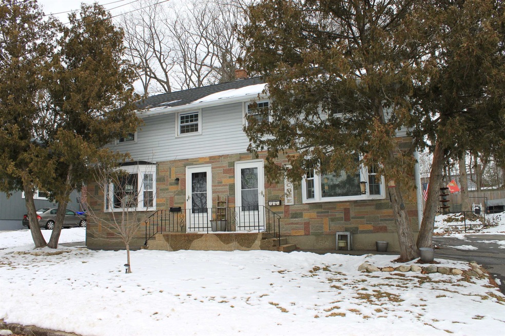 142 Roysan St, Manchester, NH 03103 - photo 1