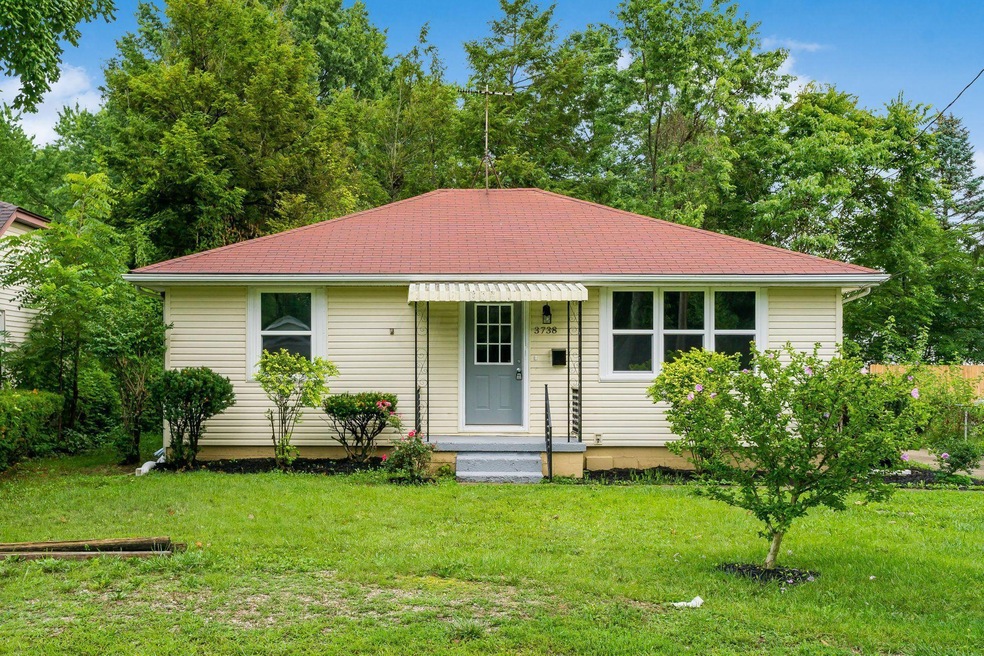 3738 Elbern Ave, Columbus, OH 43213 - photo 1