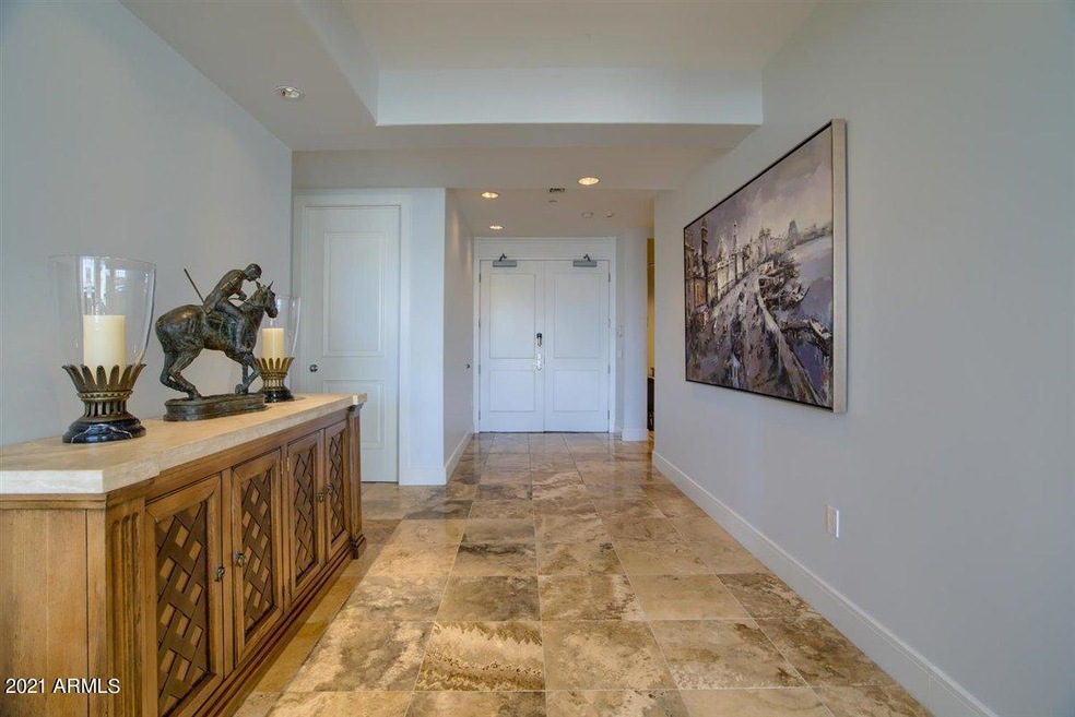 03-Foyer