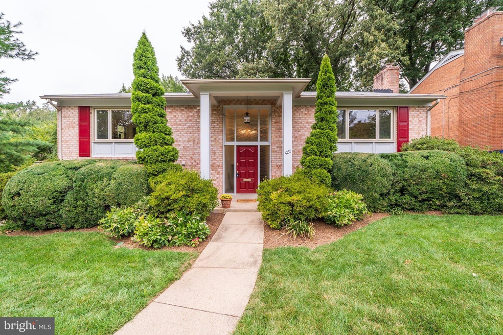 4737 Williamsburg Blvd, Arlington, VA 22207 - photo 1