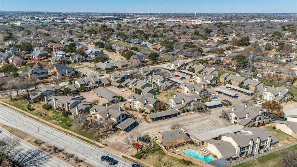 346 W Harwood Rd unit B, Hurst, TX 76054 - photo 1