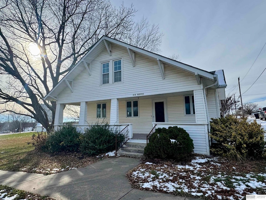 210 Pawnee St, Burchard, NE 68323 - photo 1