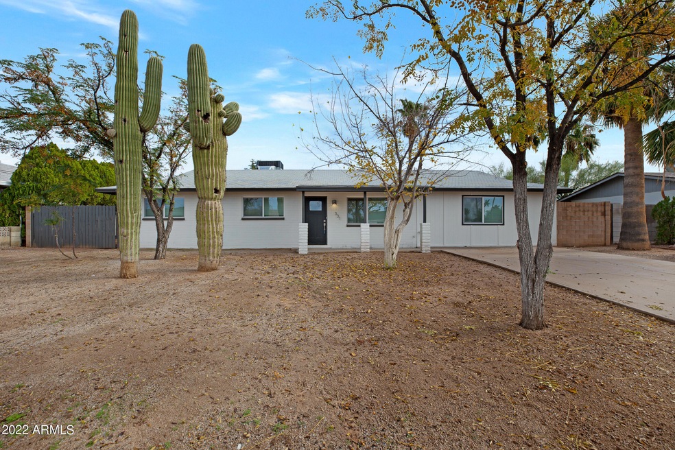 331 N 86th St-1