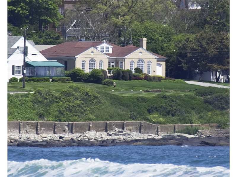 98 Esplanade, Middletown, RI 02842 - photo 1