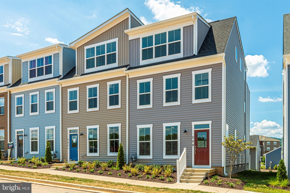 726 Tatum Ct, Frederick, MD 21702 - photo 1