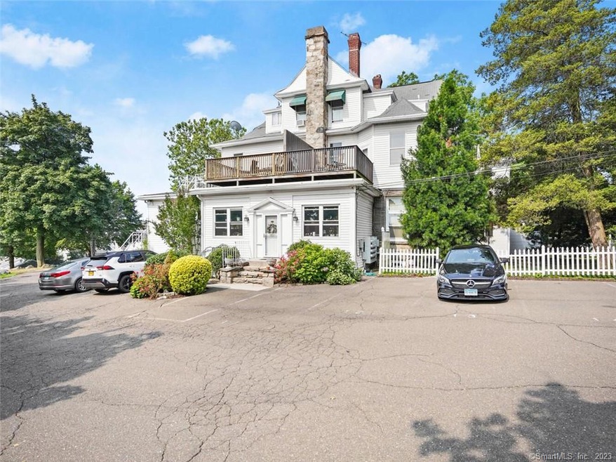 5 Hundley Ct unit 1B, Stamford, CT 06902 - photo 1