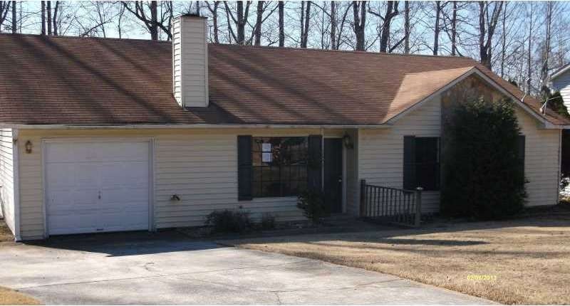 5170 Sugar Crest Dr, Sugar Hill, GA 30518 - photo 1