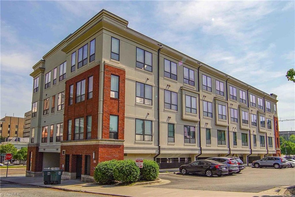 Welcome 411 W. Washington Street!