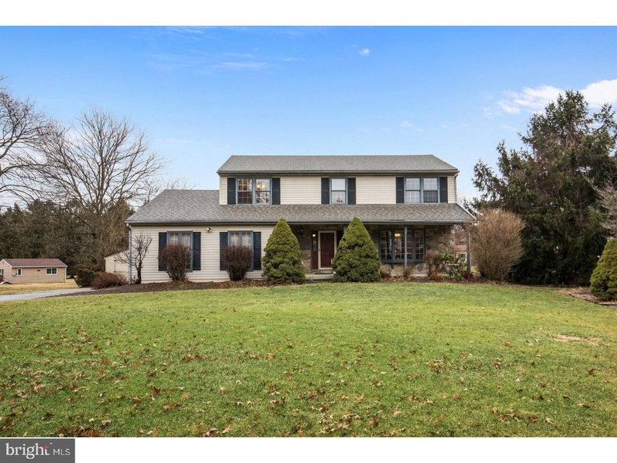 355 W Pothouse Rd, Phoenixville, PA 19460 - photo 1