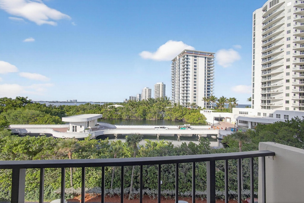 For Sale $569,000 • Co-Listing Agent