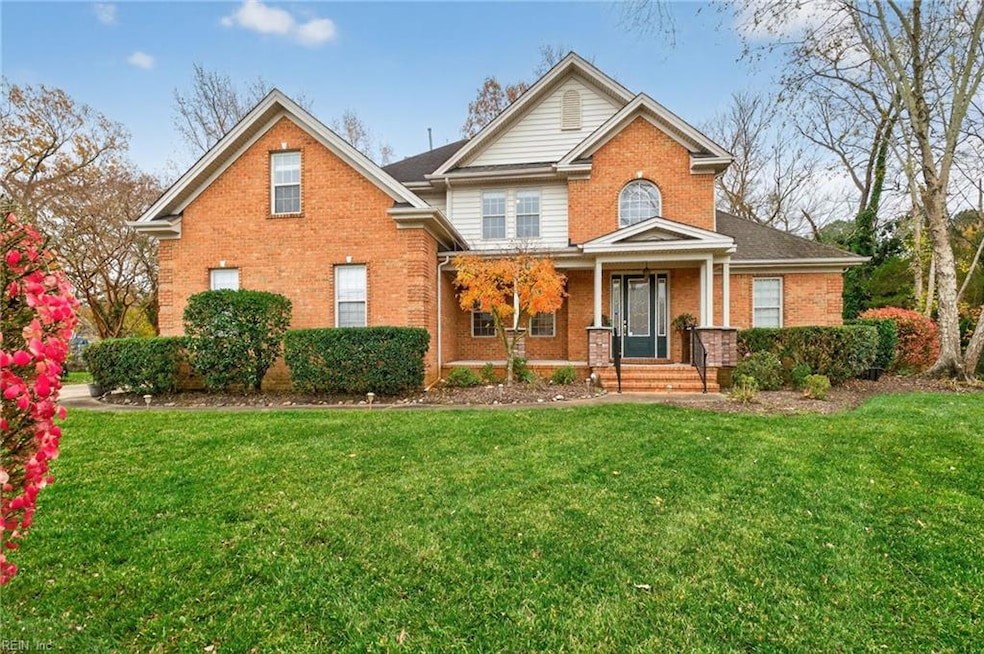 1605 Swan Lake Crescent, Chesapeake, VA 23321 - photo 1