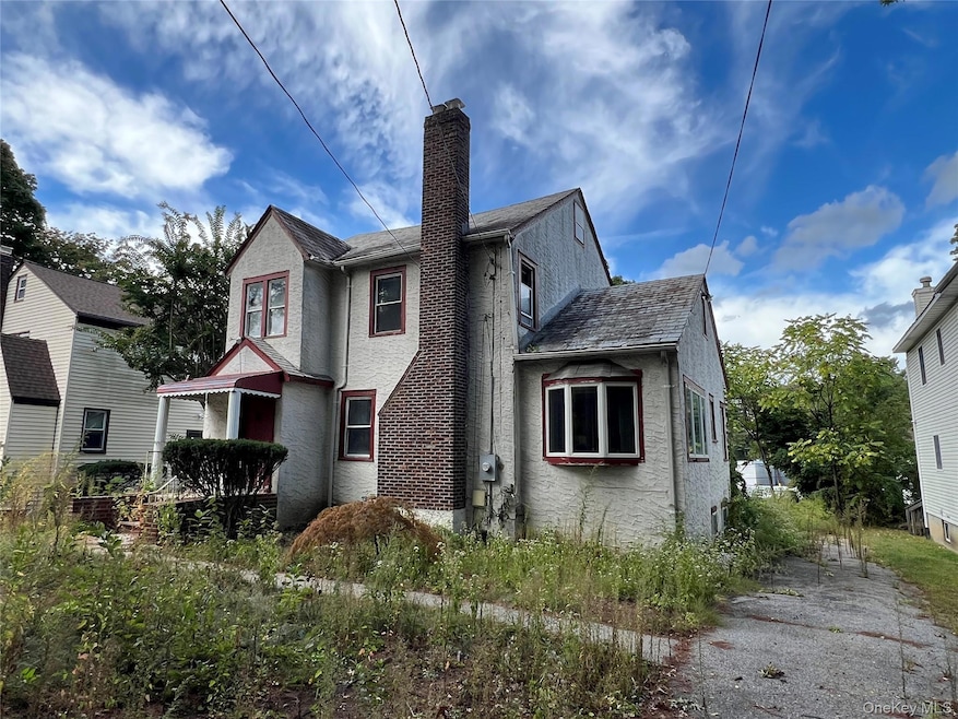 Pending $1,328,000 • Co-Listing Agent