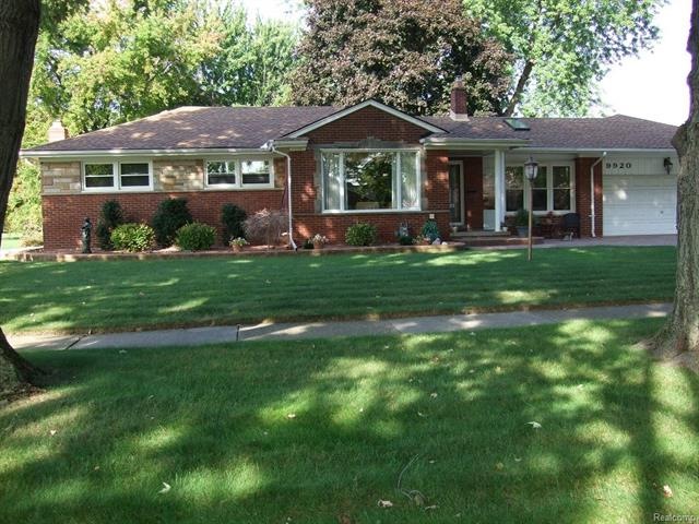 1,813 SQUARE FOOT RANCH ON A QUARTER ACRE LOT