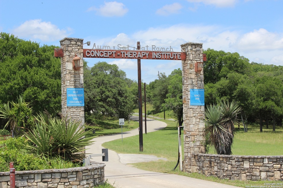 25915 Fleet Garden, San Antonio, TX 78255 - photo 1