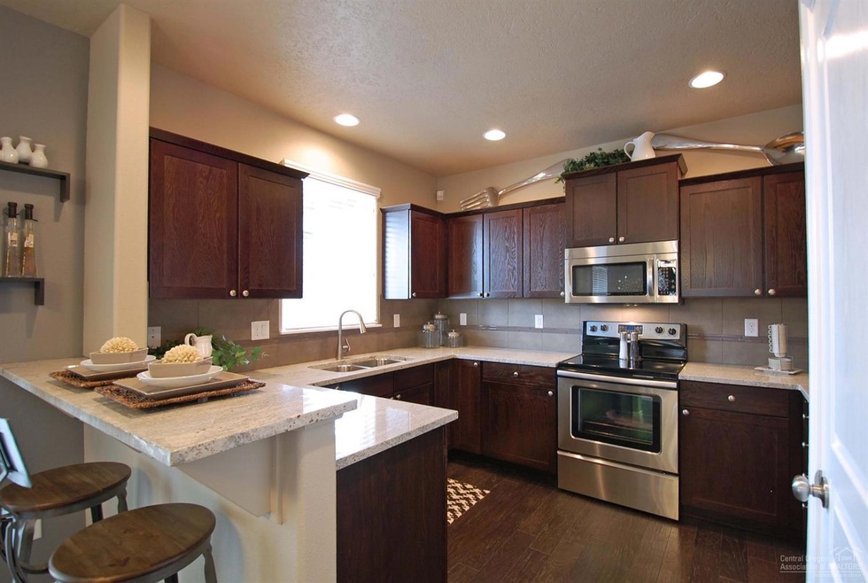 1496 NE Butler Market Rd, Bend, OR 97701 - photo 1